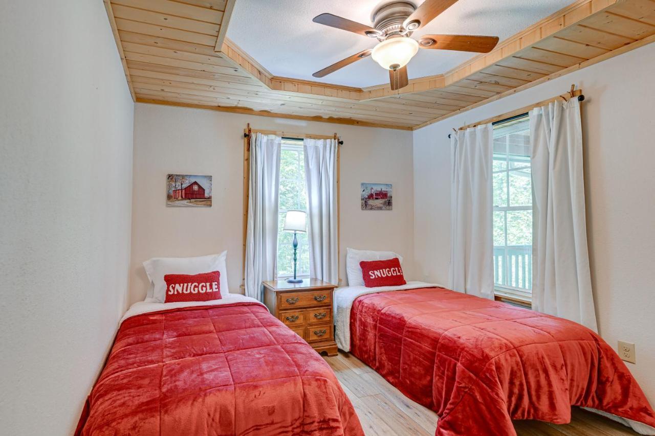 Smoky Mountain With Area And Fire Pit! Whittier